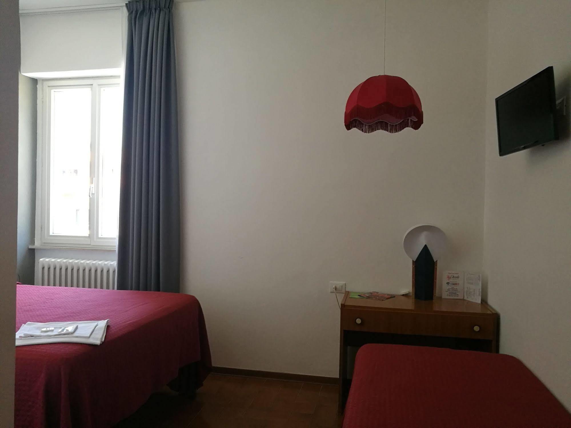 Hotel Piccola Firenze 피렌주올라 외부 사진