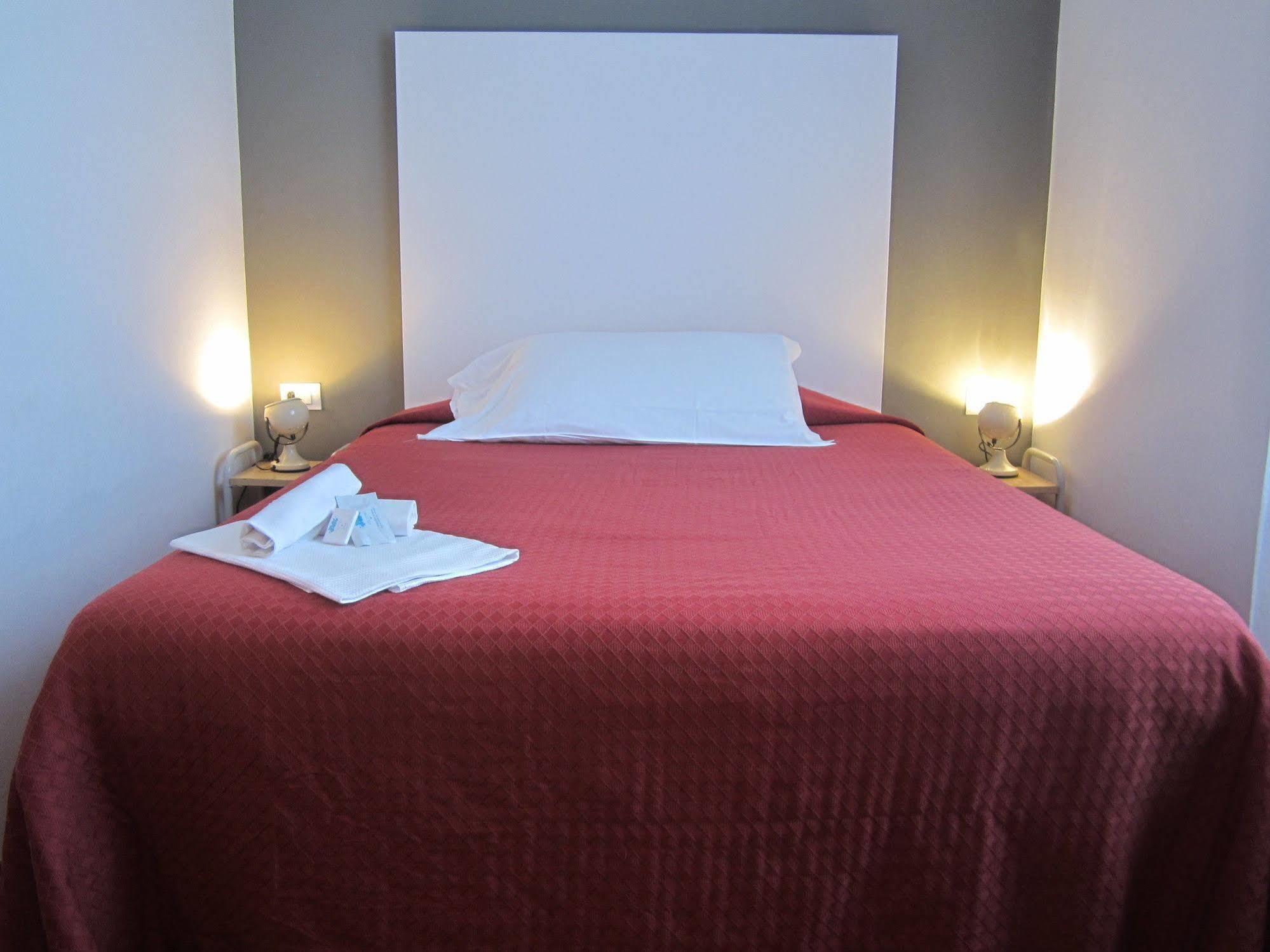 Hotel Piccola Firenze 피렌주올라 외부 사진