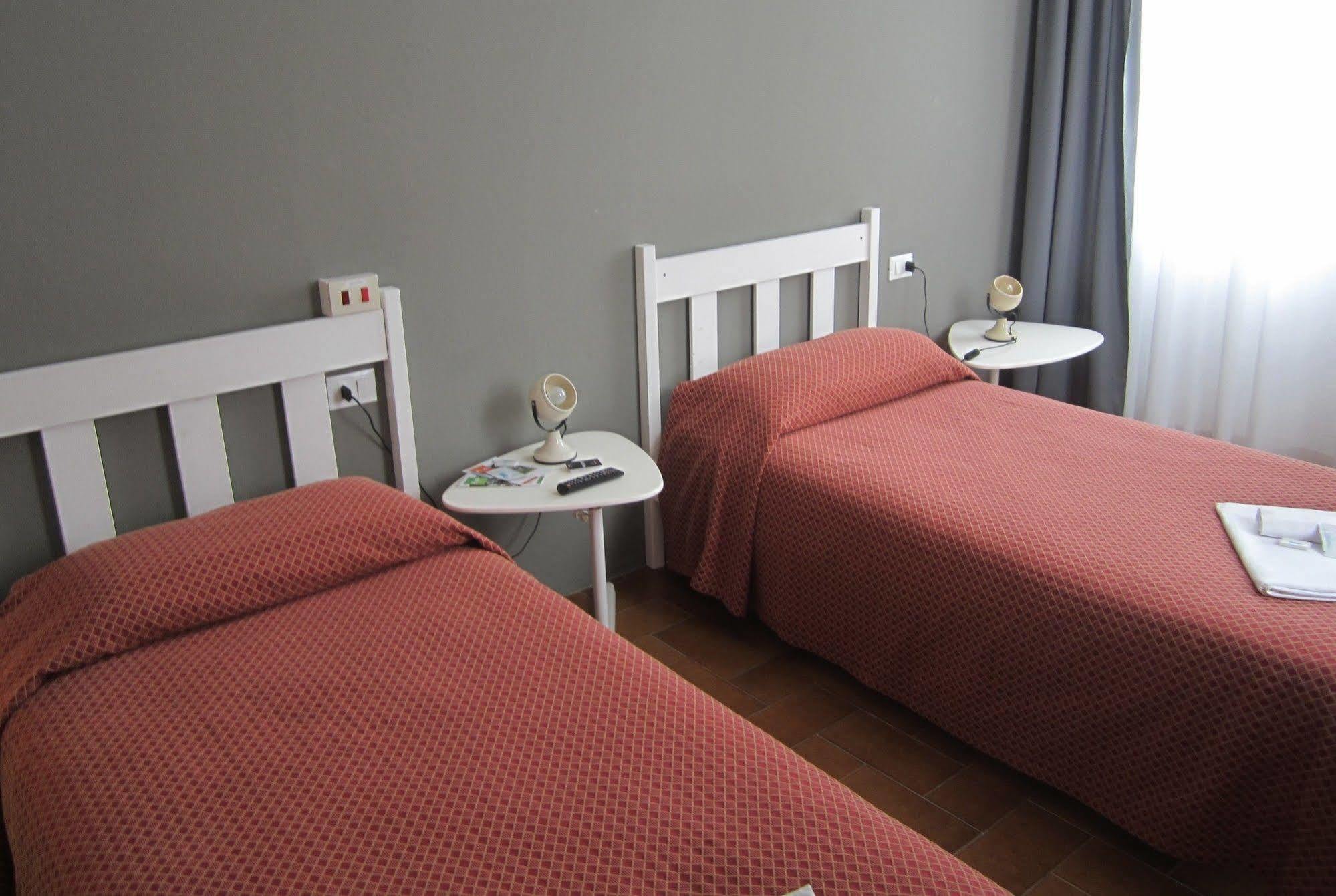 Hotel Piccola Firenze 피렌주올라 외부 사진